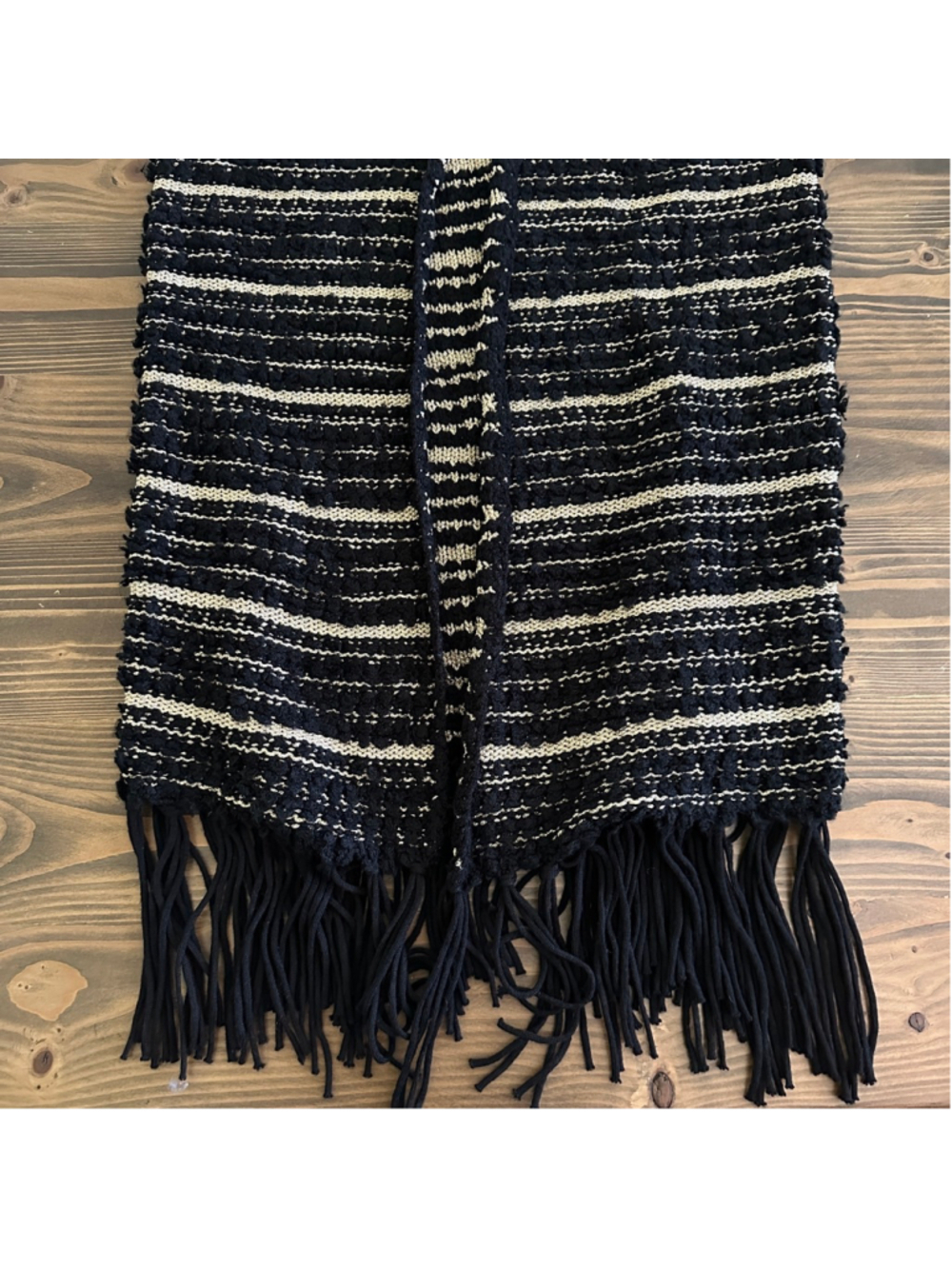 Women’s Chico’s Metallic Black Gold Fringe Vest Size 0 Open Front Boho Festival - Picture 5 of 11